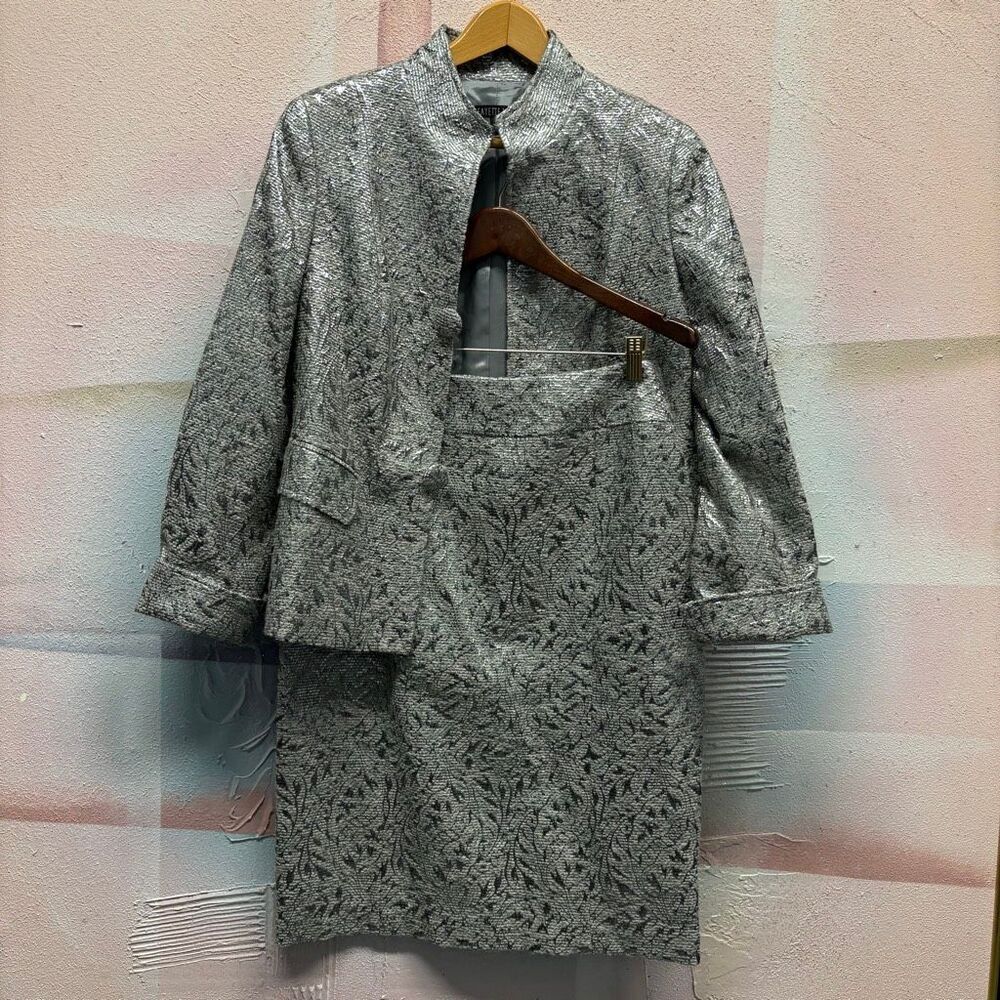 Lafayette 148 New York Silver Mandarin Skirt Suit & Jacket 10/12 Business Luxury